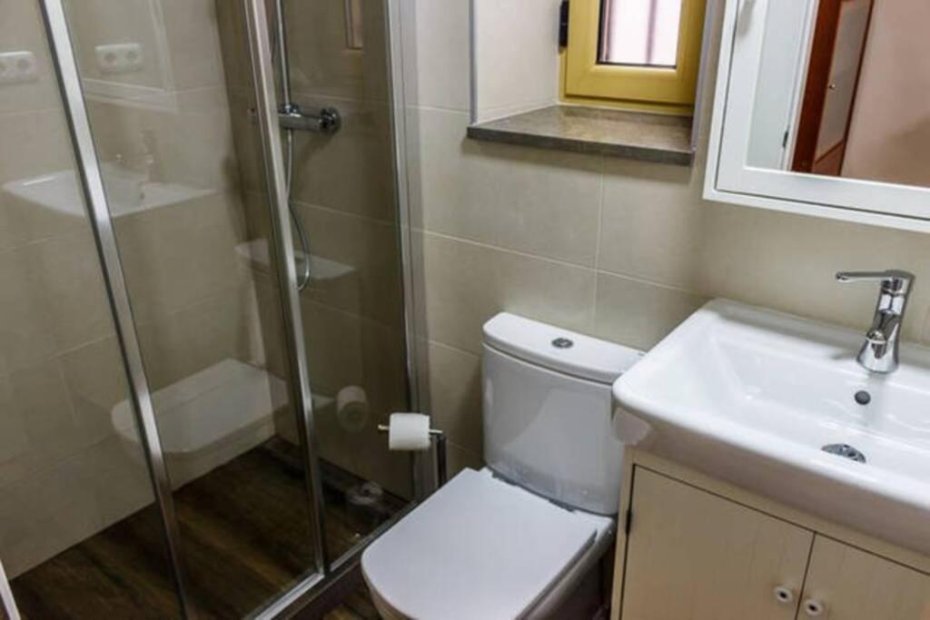 Апартаменты Bonito Apartamento Junto A Paseo De La Bomba Гранада Экстерьер фото
