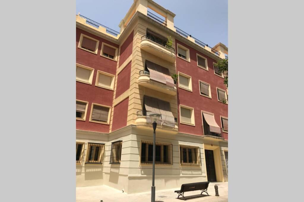 Апартаменты Bonito Apartamento Junto A Paseo De La Bomba Гранада Экстерьер фото